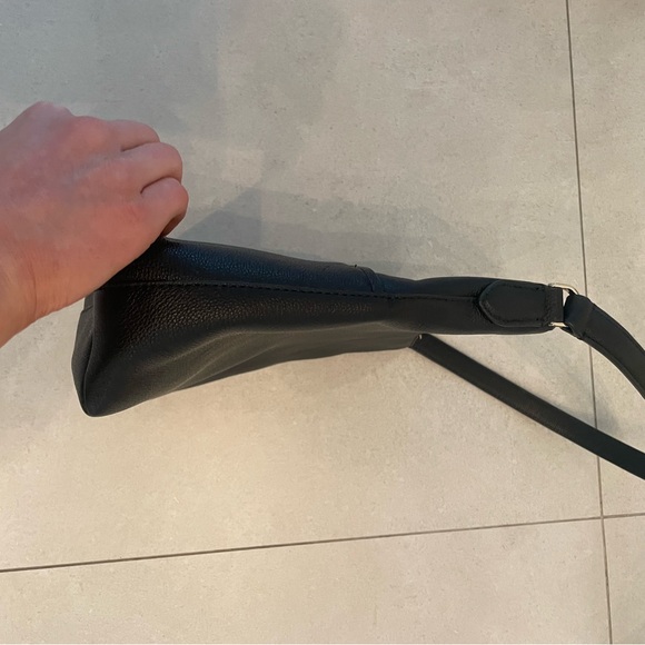 kate spade black leather hobo handbag - Picture 3 of 6